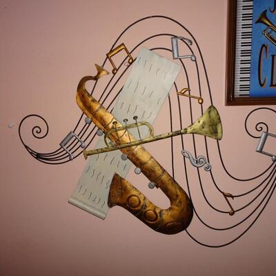 LOT 53. MUSIC RELATED WALL DECOR