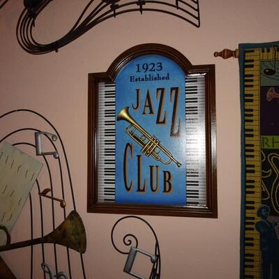 LOT 53. MUSIC RELATED WALL DECOR