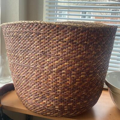 Large (really big) soft woven basket 24â€ +