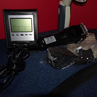 LOT 60. COLLECTION OF VARIOUS ELECTRONIC ITEMS
