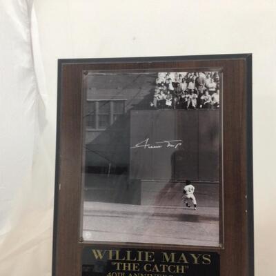 55) BASEBALL | Willie Mays Signed Plaque