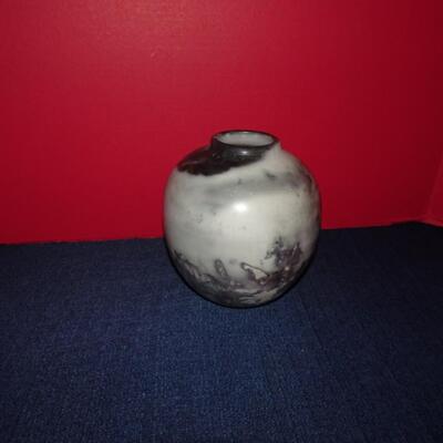 LOT 75. ART VASE
