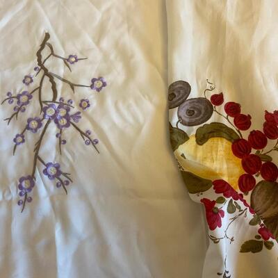 Pair of scarves: in bloom