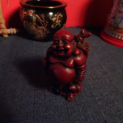 LOT 86. HOME DECOR