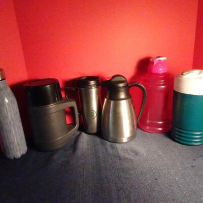 LOT 90. COLLECTION OF THERMOS, COFFEE POTS, ETC,