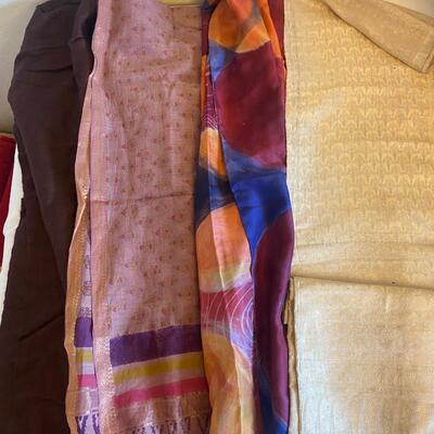 Four of scarves: raspberry pie