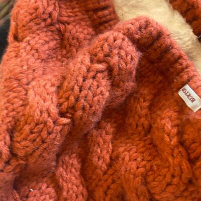 Fuzzy lined knit cap hat