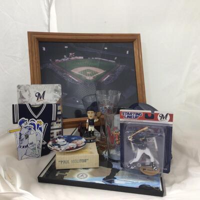 73) BASEBALL | Mixed Collection of Brewers and Timber Rattlers Items