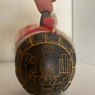 Folk clay turtle