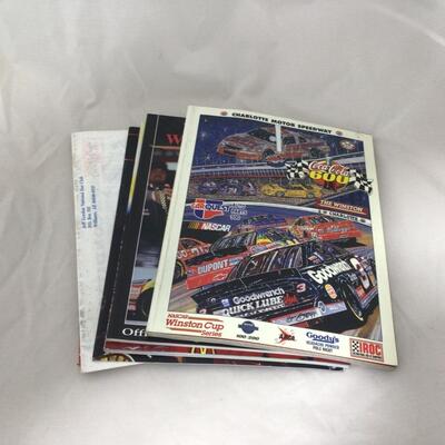 102)  NASCAR | Mixed Group of Magazines and Papers