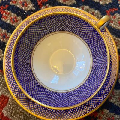Single demitasse/tea cup and saucer