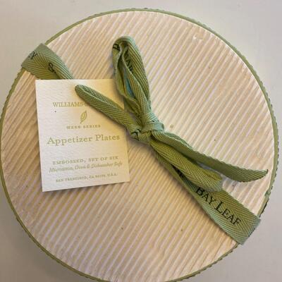 William Sonoma NIB appetizer plates