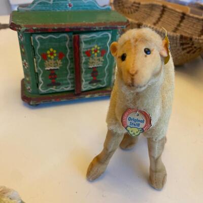 Original vintage steiff camel