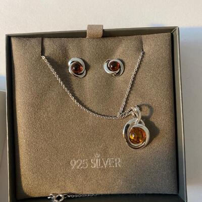 Modern amber sterling silver 925 necklace and earrings set