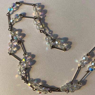 Vintage vibes necklace lot
