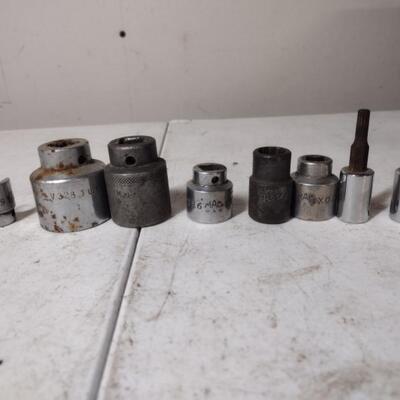 Mac Sockets 