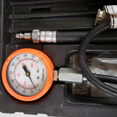 Snap-On Compression Gauge Set