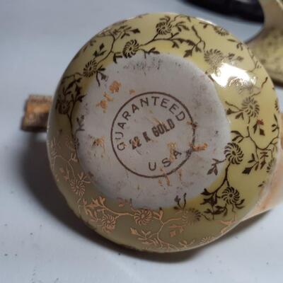 Vintage 22 carat gold sugarbowl and creamer