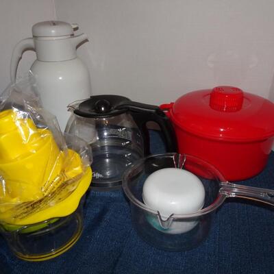 LOT 101. MISC KITCHEN ITEMS