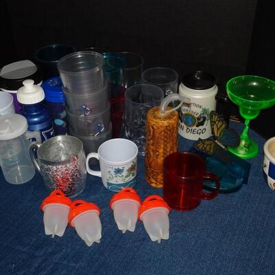 LOT 106. PLASTIC CUPS AND KITCHEN ITEMS