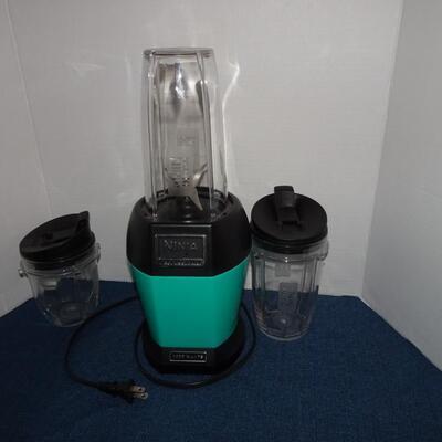 LOT 113. NINJA BLENDER