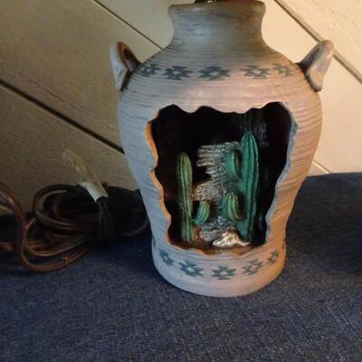 LOT 120. CLOCK, LAMP AND HOME DECOR