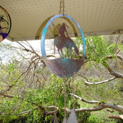 LOT 123. WIND CHIMES AND DECOR