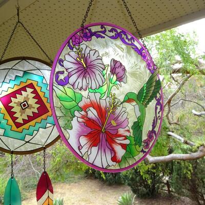 LOT 124. WIND CHIMES AND DECOR