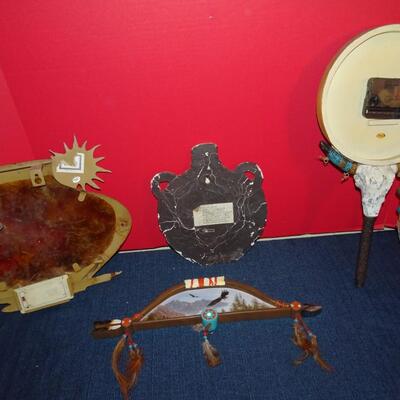 LOT 130. NATIVE AMERICAN INSPIRED HOME DECOR