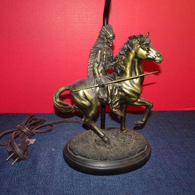LOT 135. NATIVE AMERICAN INSPIRED TABLE LAMP