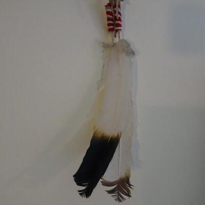 LOT 142.  NATIVE AMERICAN INSPIRED WALL DECOR