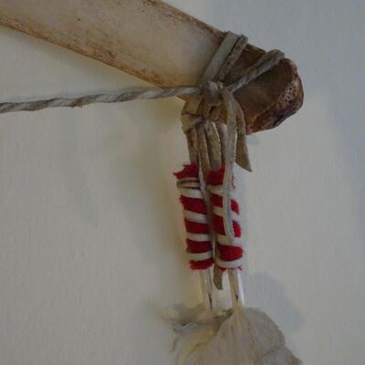 LOT 142.  NATIVE AMERICAN INSPIRED WALL DECOR