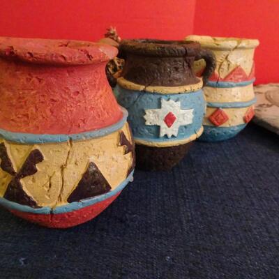LOT 148.  NATIVE AMERICAN INSPIRED DECOR