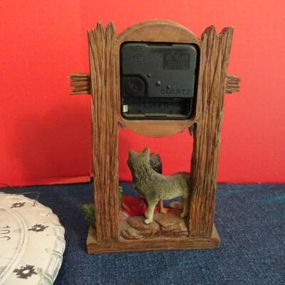 LOT 148.  NATIVE AMERICAN INSPIRED DECOR