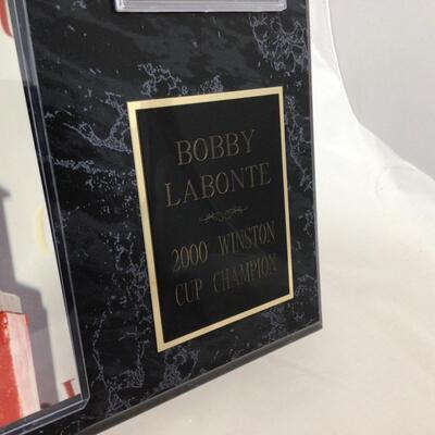 124) NASCAR | Bobby Labonte Plaque and Collector Cards