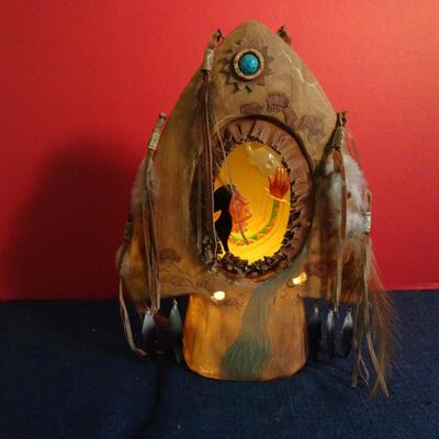 LOT 151.  NATIVE AMERICAN INSPIRED DECOR LIGHT