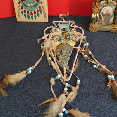 LOT 154. NATIVE AMERICAN INSPIRED HOME DECOR