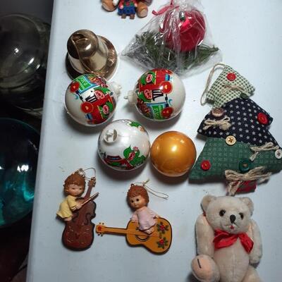 Lot of 11 Cristmas ornaments