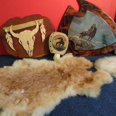 LOT 158. NATIVE AMERICAN INSPIRED DECOR