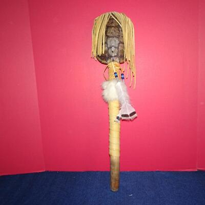 LOT 161. NATIVE AMERICAN INSPIRED DECOR MUSIC INSTRUMENT