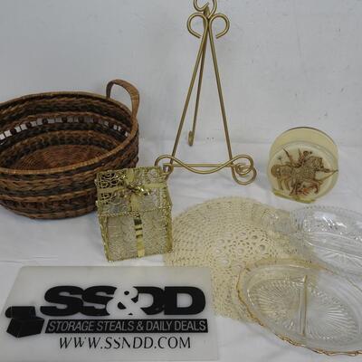 7 Pc Home Decor: Basket, Picture Holder, Napkin Holder, Serving Dishes, Doily