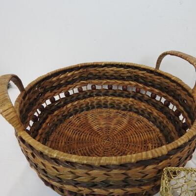 7 Pc Home Decor: Basket, Picture Holder, Napkin Holder, Serving Dishes, Doily