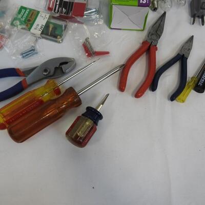 25+ Home Improvement Lot; Light Bulbs, Tools, Screws, 3-in-One Oil.