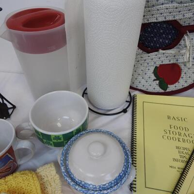 14+ Kitchen Lot: Wine Bottle Holder, Paper Towel Holder, Cups, Dish Cloths, etc