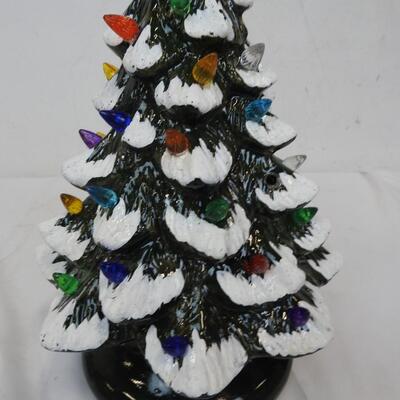 12 In Ceramic Tree: Green/White W/Bulbs, Needs Replacement Bulbs/Light W/ Cord