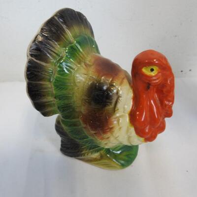 5 Pc Thanksgiving Decor Lot: Pilgrim Boy/Girl, 2 Turkeys, Removable Pilgrim Hat