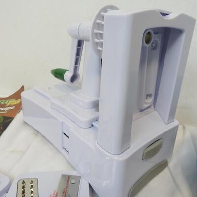 Two Cooking Machines: Bella Cake Pop /Donut Hole Maker, Veggetti Spaghetti Maker