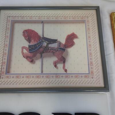 5 Wall Decor Carousel Horses (2 Cross Stitch)