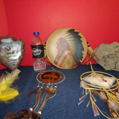 LOT 165. NATIVE AMERICAN INSPIRED DECOR