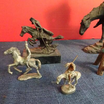 LOT 170. NATIVE AMERICAN INSPIRED DECOR